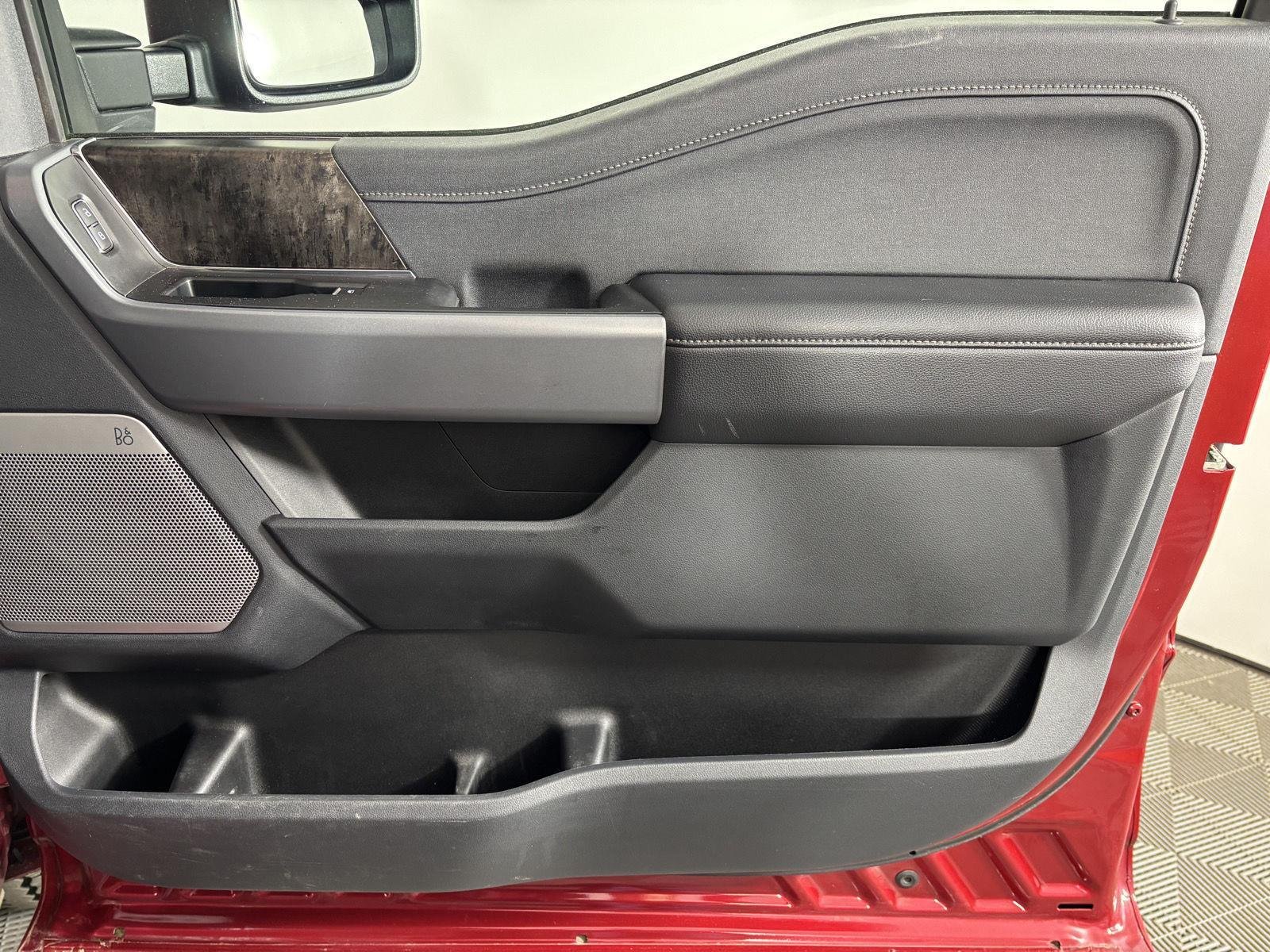Car Image 23