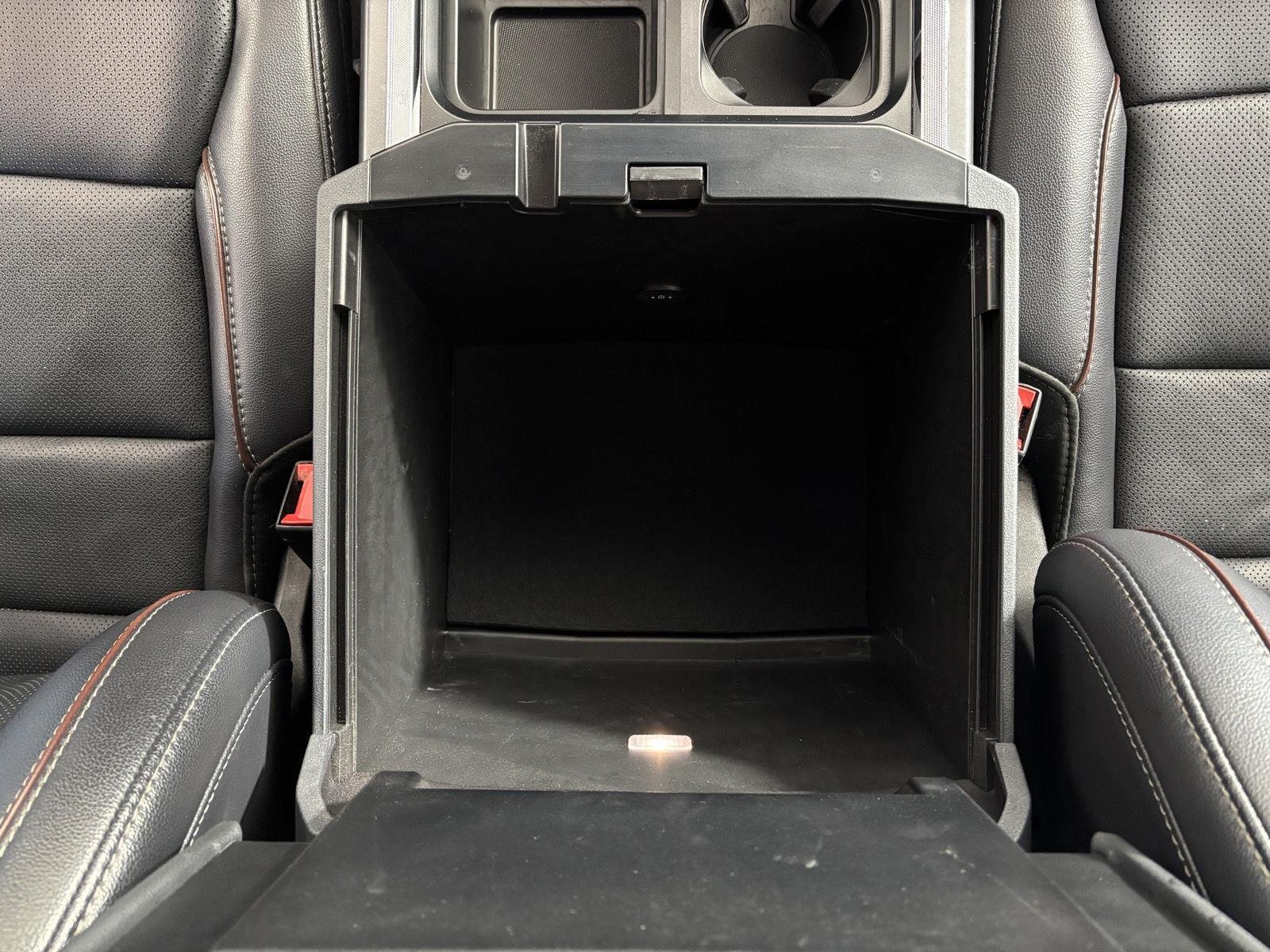 Car Image 32