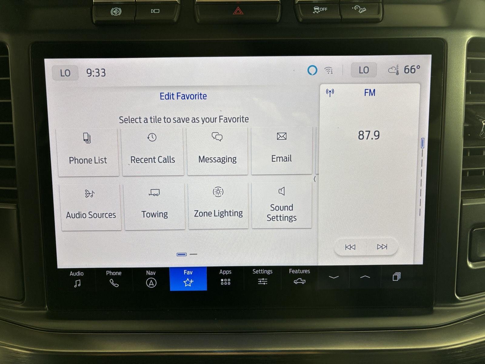 Car Image 38