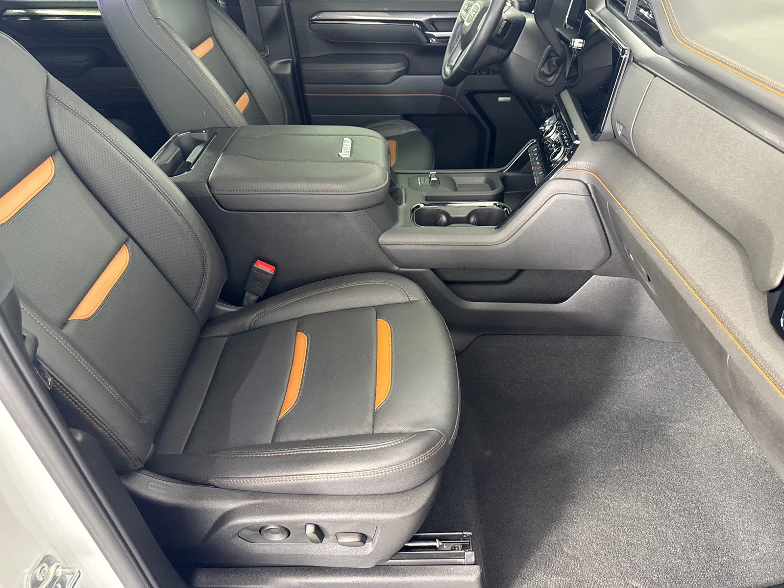 Car Image 12